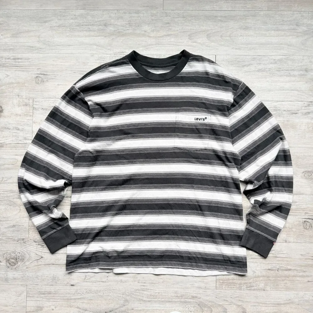 Levi’s Men’s Medium Black Gray Stripe Long Sleeve Pocket T Shirt Skater 90s